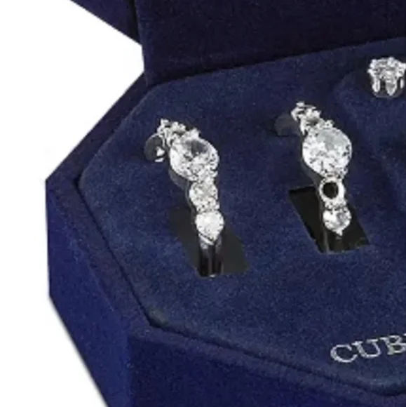 Silver cubic zirconia hoop earrings - Picture 2 of 5